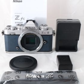 ☆プレミアムエクステリア（ミッドナイトグレー）・ショット数400☆ Nikon ミラーレス一眼カメラ Z fc ボディ Zfc シルバー #R433