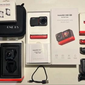 Insta360 ONE RS 4K版 ⭐︎ 360°レンズ．追加 バッテリー