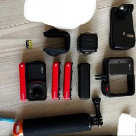 インスタ360 ONE RS アクションカメラセット