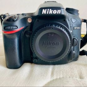 Nikon カメラ D7100 ストラップ バッテリー 美品