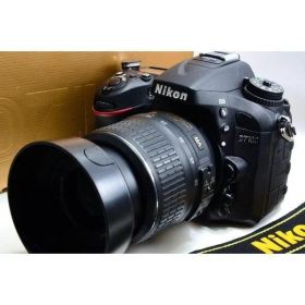 ニコン Nikon D7100 レンズセット 美品 SDカードストラップ付き