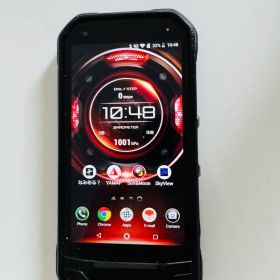 多彩アプリ対応！持ちやすく長時間安心•TORQUE G03 au 32GB