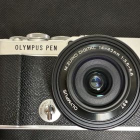 OLYMPUS PEN E-P7 14-42mm EZ レンズキット