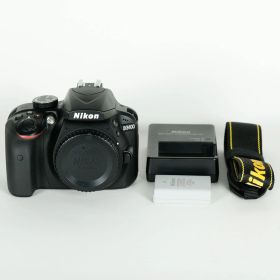 [美品 | シャッター数2,322回] Nikon D3400 | Nikon Fマウント