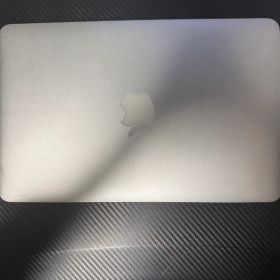 Apple MacBook Air 2015 シルバー 本体 充電器付き