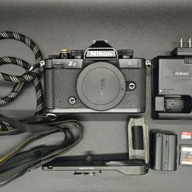 Nikon Zf ブラックおまけ付き