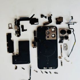 Apple iPhone 15 Pro 新品¥84,500 中古¥67,000 | 新品・中古のネット最