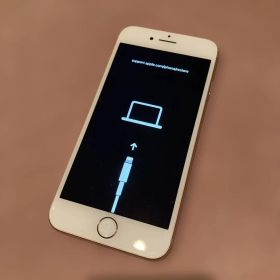 【ジャンク】Apple iPhone 8 ゴールド 外観美品