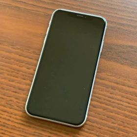 iPhone XR ホワイト 256GB