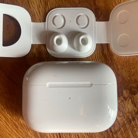 アップル(Apple)のAirPods pro 第一世代(ヘッドフォン/イヤフォン)