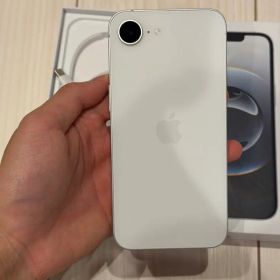 iPhone 16e 256GB ホワイト 新品 91,800円 中古 91,000円 | ネット最