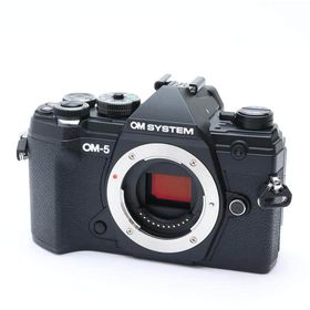 【中古】 《難有品》 OM SYSTEM OM-5 ボディ ブラック [ デジタルカメラ ]