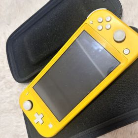 Nintendo Switch Lite イエロー + ケース