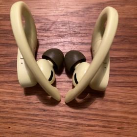 beats powerbeats pro ライトグリーン ジャンク
