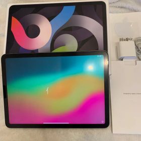 美品 iPad Air (第4世代) Wi-Fiモデル 64GB