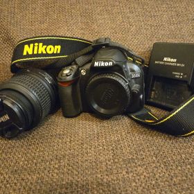 Nikon D3100 デジタル一眼レフカメラ レンズキット
