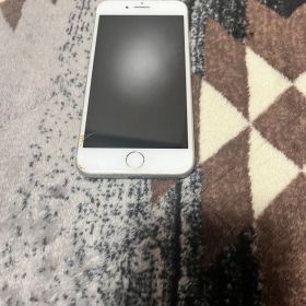 iPhone8 シルバー 本体のみ