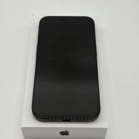 【美品】Apple iPhone 16ブラック 本体（充電ケーブル新品）