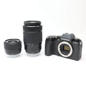 【中古】 《良品》 FUJIFILM X-S10 ダブルズームレンズキット ブラック 【別売フィルター×2付！】 [ デジタルカメラ ]