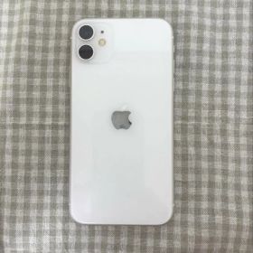 Apple iPhone 11 ホワイト 本体