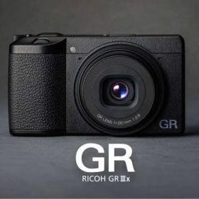 RICOH GR IIIx コンパクトデジタルカメラ