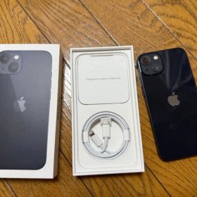 Apple iPhone 13 ブラック 本体