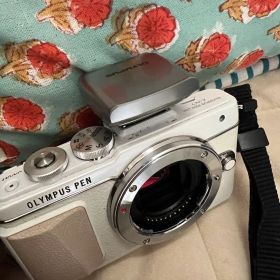 OLYMPUS PEN LITE E-PL7 （Wi-Fi対応）