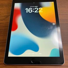 Apple iPad (第6世代) 32GB スペースグレー 本体