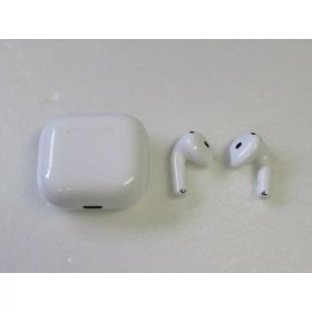【中古品】正規品 Apple AirPods 4 A3050 A3053 A3058 アップル エアポッズ4 ワイヤレスイヤホン 送料無料！ エアーポッズ