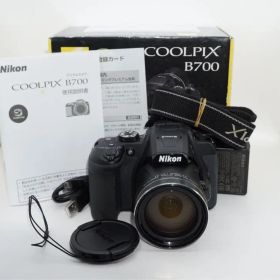 Nikon coolpix B700