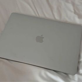 「中古品」MacBook Pro 13 インチ (2020) シルバー