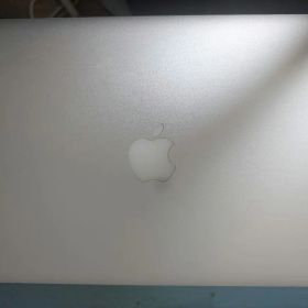 Apple MacBook Pro (Retina 13-inch 2015)