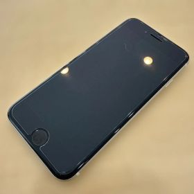 【ジャンク品】iPhone SE 第三世代 A2782 スターライト