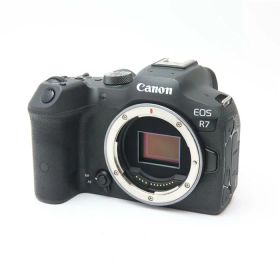 【中古】 《良品》 Canon EOS R7 ボディ [ デジタルカメラ ]