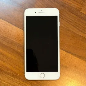 iPhone 8 Plus 256GB SIMフリー 本体 95%