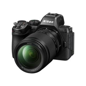 ニコン ミラーレスカメラ Z5II 24-200 レンズキット Z5II-24-200-LKIT ミラーレス一眼カメラ デジタル一眼カメラ フルサイズ【送料無料】【KK9N0D18P】