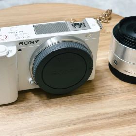 SONY ZV-E10 ホワイト SIGUMA ARTレンズ付き