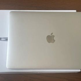 【美品】MacBook Air 2018 121GB