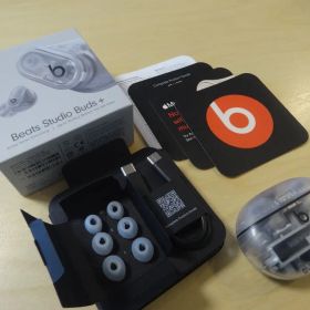 ☆Beats Studio Buds +(Plus)☆ ワイヤレスイヤホン☆美品