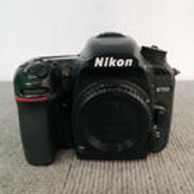 デジタル一眼レフカメラ D7500ボディ NIKON