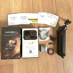Insta360 AcePro2本体 + 付属品