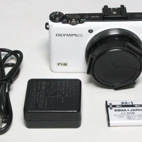 【訳あり】OLYMPUS デジタルカメラ XZ-1 ホワイト 自動開閉キャップ付