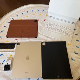 iPadPro12.9第6世代128GB『シルバー』Wi-Fiモデル 付属品付き