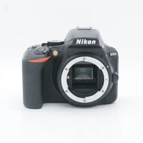 【中古】 (ニコン) Nikon D5600 ボデイ【中古カメラ デジタル一眼】 ランク：B