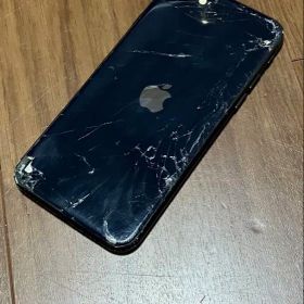 Apple iPhone SE 第3世代 本体