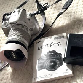 Canon EOS Kiss X7ホワイト 白 一眼レフ