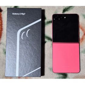 サムスン(SAMSUNG)のGALAXY Z Flip7 コーラルレッド 256GB(スマートフォン本体)
