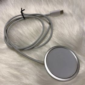 Apple純正MagSafe充電器