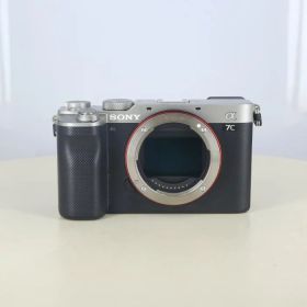 【中古】 (ソニー) SONY α7C[ILCE-7C] ボディ【中古カメラ デジタル一眼】 ランク：B