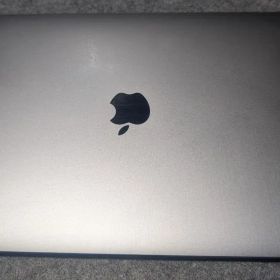 Apple MacBook Air (M1, 2020) 512GB 英語配列